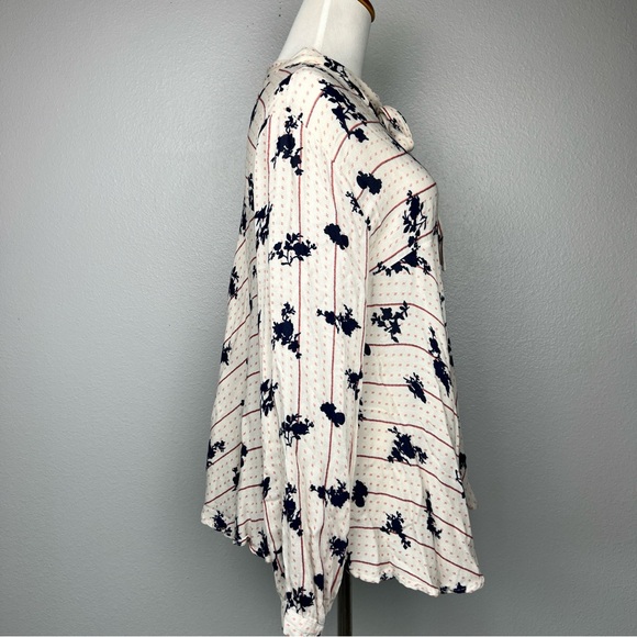 MAX Jeans Flowy Boho Floral Long Sleeve Blouse with Tie Neck Bow - Picture 3 of 7